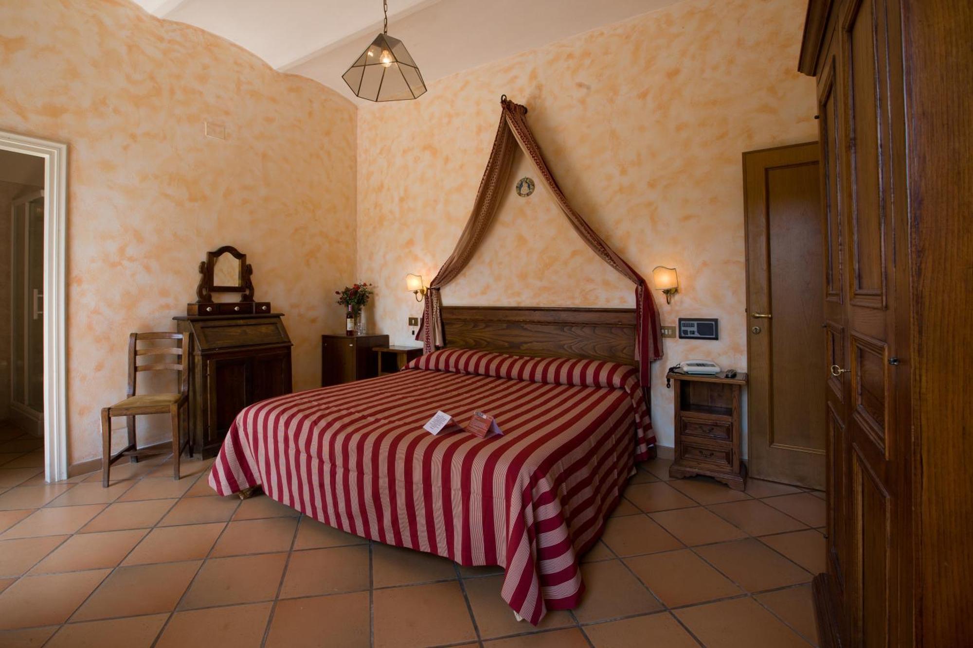 Agriturismo Palazzo Bandino - Wine Cellar, On Reservation Restaurant And Spa Chianciano Terme Exterior foto